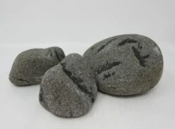 Schwarzer Findling Unterschiedliche Farb- Und Form-Spektren Per 1kg